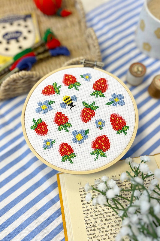 'Summer Strawberries' Large cross stitch