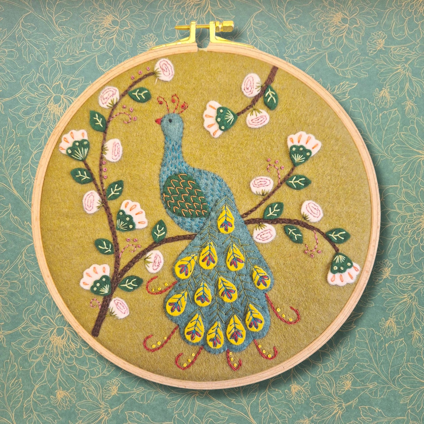 Flamboyant Peacock Appliqué Hoop Craft Kit