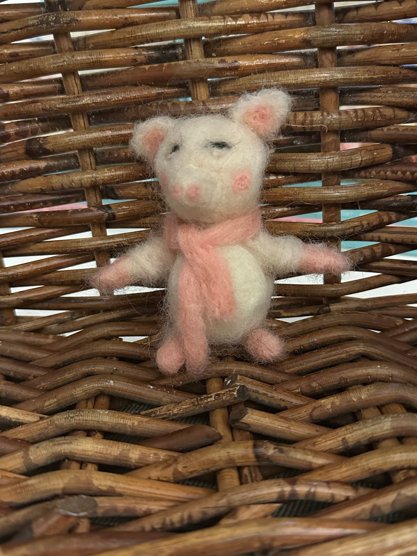 Felting for beginners. Felt a piggy! Thursday 20th March 2025 6-8pm